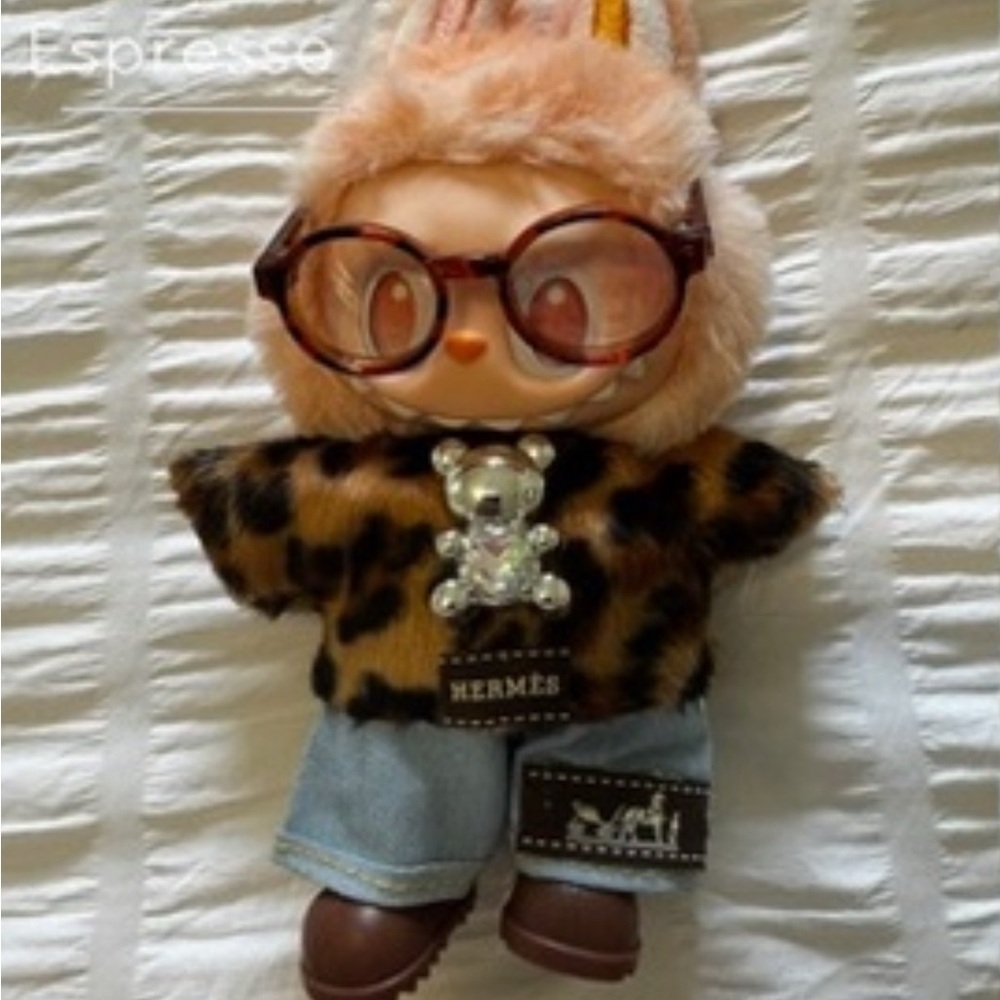 Hermes labubu outfit.